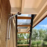 보트호텔 Surla Houseboat 