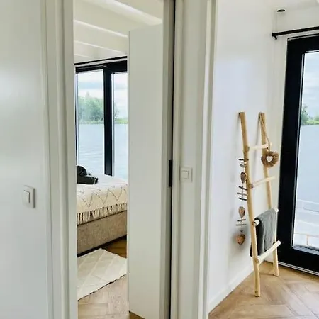 Surla Houseboat Nevel Kagerplassen With Tender *